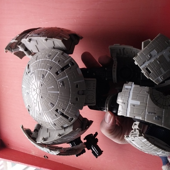 Darth Vader transformer - Picture 3 of 3